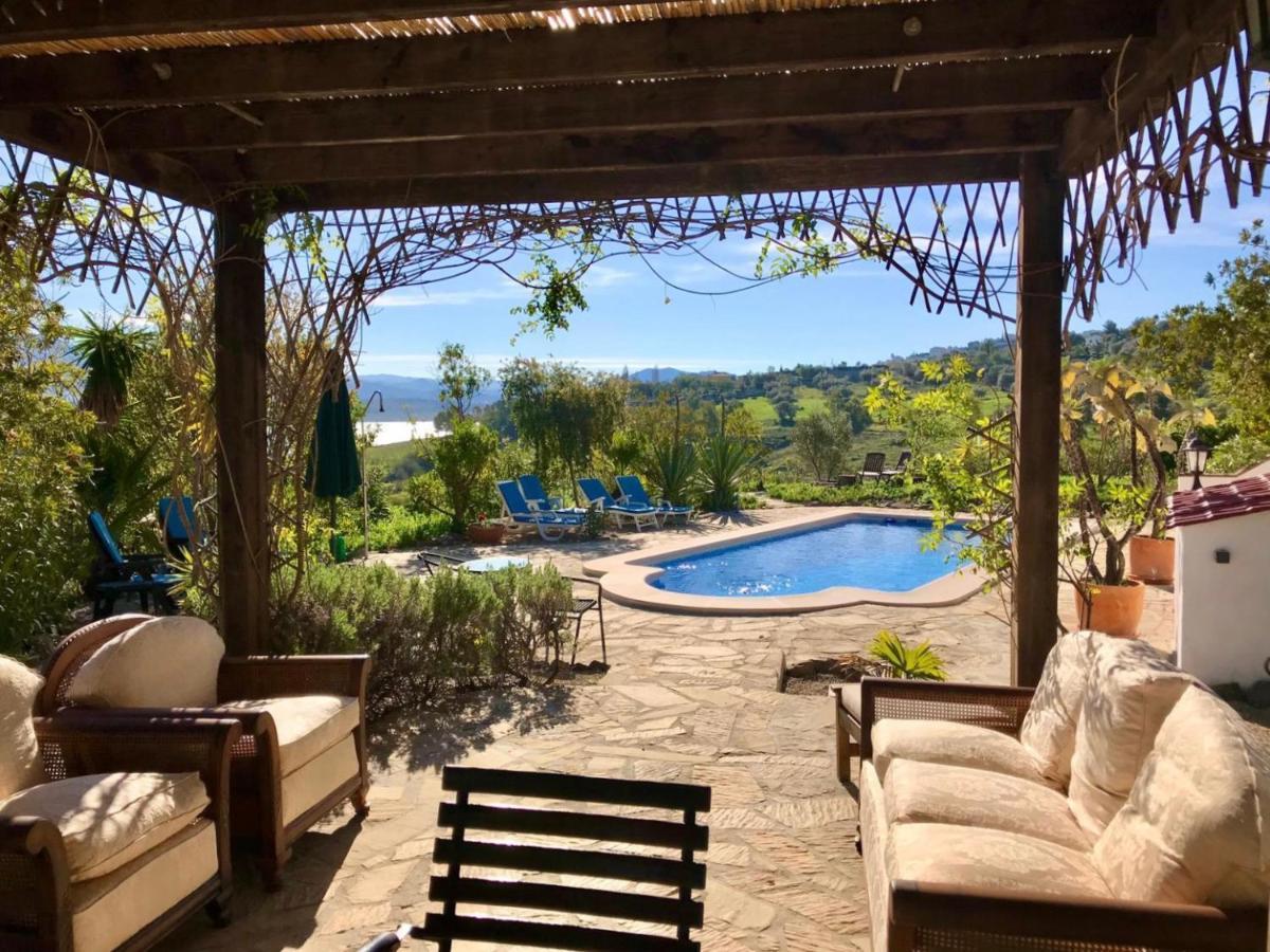 Villa La Rustica En Vinuela, Piscina Privada Extérieur photo